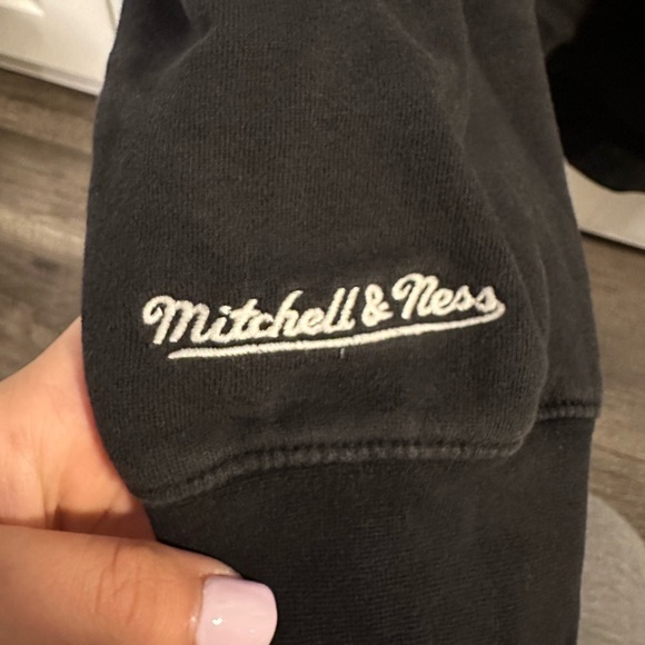 Oakland raiders vintage sweater!!! - Picture 3 of 4